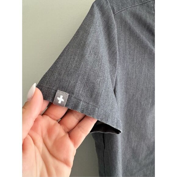 FIGS Catarina Gray Scrub Top, One Pocket, Women’s Size XS - Picture 5 of 7